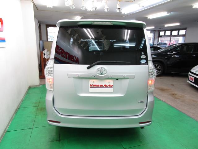 ヴォクシー ZS 煌 SDナビ ワンセグ DVD バックカメラ 両側電動ドア スマートキー Pスタート 16アルミ チルトステア ステアスイッチ オートライト HID フォグ シートリフター リアワイパー オートエアコン(61枚目)