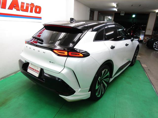 クラウンスポーツ Ｚ　ＴＳＳ　パノラマルーフ　純正ナビ　フルセグ　ＥＴＣ２．０　Ａモニター　Ｄインナーミラー　モデエアロ　モデ２１アルミ　オートライト　ＬＥＤヘッド　レザーシート　Ｐシート　エアシート　シートヒーター（7枚目）