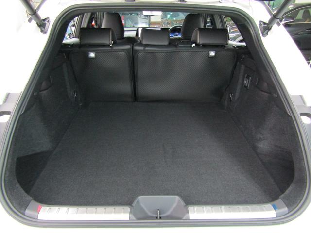 クラウンスポーツ Ｚ　ＴＳＳ　パノラマルーフ　純正ナビ　フルセグ　ＥＴＣ２．０　Ａモニター　Ｄインナーミラー　モデエアロ　モデ２１アルミ　オートライト　ＬＥＤヘッド　レザーシート　Ｐシート　エアシート　シートヒーター（10枚目）