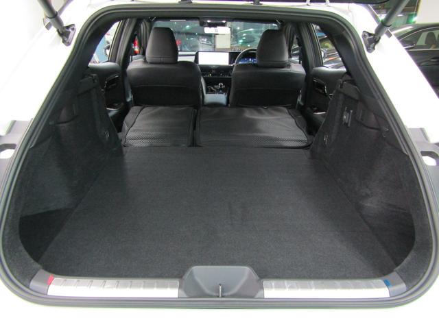 クラウンスポーツ Ｚ　ＴＳＳ　パノラマルーフ　純正ナビ　フルセグ　ＥＴＣ２．０　Ａモニター　Ｄインナーミラー　モデエアロ　モデ２１アルミ　オートライト　ＬＥＤヘッド　レザーシート　Ｐシート　エアシート　シートヒーター（11枚目）