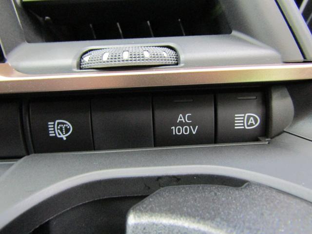 クラウンスポーツ Ｚ　ＴＳＳ　パノラマルーフ　純正ナビ　フルセグ　ＥＴＣ２．０　Ａモニター　Ｄインナーミラー　モデエアロ　モデ２１アルミ　オートライト　ＬＥＤヘッド　レザーシート　Ｐシート　エアシート　シートヒーター（27枚目）