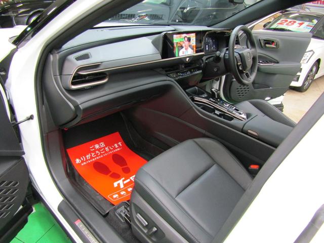 クラウンスポーツ Ｚ　ＴＳＳ　パノラマルーフ　純正ナビ　フルセグ　ＥＴＣ２．０　Ａモニター　Ｄインナーミラー　モデエアロ　モデ２１アルミ　オートライト　ＬＥＤヘッド　レザーシート　Ｐシート　エアシート　シートヒーター（43枚目）