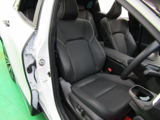 クラウンスポーツ Ｚ　ＴＳＳ　パノラマルーフ　純正ナビ　フルセグ　ＥＴＣ２．０　Ａモニター　Ｄインナーミラー　モデエアロ　モデ２１アルミ　オートライト　ＬＥＤヘッド　レザーシート　Ｐシート　エアシート　シートヒーター（50枚目）