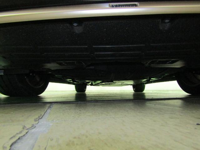 クラウンスポーツ Ｚ　ＴＳＳ　パノラマルーフ　純正ナビ　フルセグ　ＥＴＣ２．０　Ａモニター　Ｄインナーミラー　モデエアロ　モデ２１アルミ　オートライト　ＬＥＤヘッド　レザーシート　Ｐシート　エアシート　シートヒーター（54枚目）