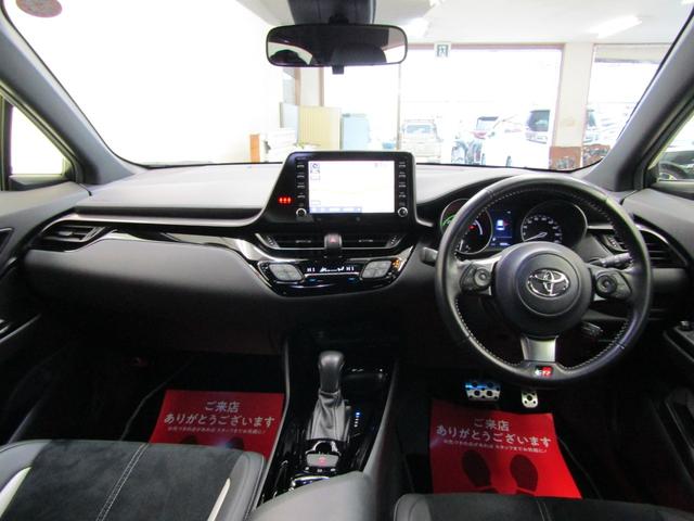 C-HR S GRスポーツ 1オーナー TSS 8インチナビ フルセグ Bluetooth Aモニター ビルトインETC スマートキー オートリトラ オートライト LEDヘッド フォグ オートハイビーム ハーフレザー 19アルミ(6枚目)