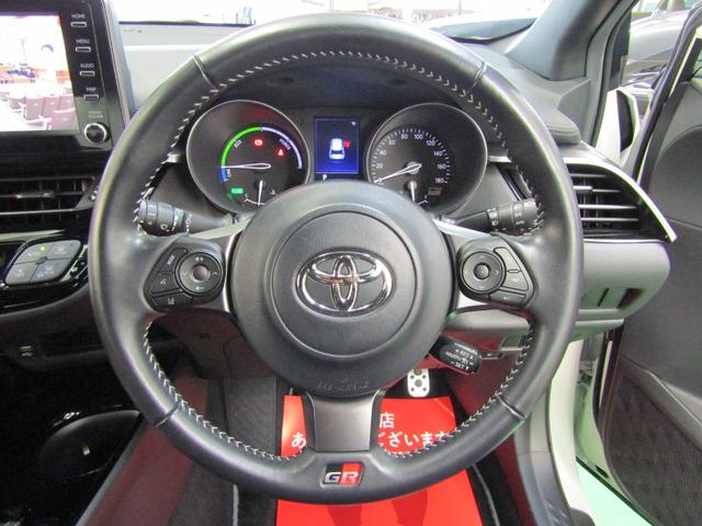 C-HR S GRスポーツ 1オーナー TSS 8インチナビ フルセグ Bluetooth Aモニター ビルトインETC スマートキー オートリトラ オートライト LEDヘッド フォグ オートハイビーム ハーフレザー 19アルミ(19枚目)