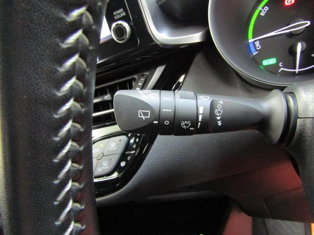 C-HR S GRスポーツ 1オーナー TSS 8インチナビ フルセグ Bluetooth Aモニター ビルトインETC スマートキー オートリトラ オートライト LEDヘッド フォグ オートハイビーム ハーフレザー 19アルミ(22枚目)