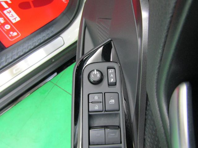 C-HR S GRスポーツ 1オーナー TSS 8インチナビ フルセグ Bluetooth Aモニター ビルトインETC スマートキー オートリトラ オートライト LEDヘッド フォグ オートハイビーム ハーフレザー 19アルミ(34枚目)