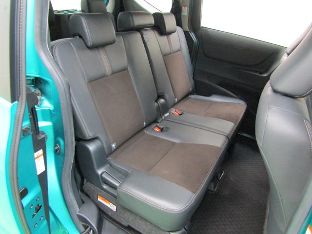 シエンタ Ｇ　クエロ　ワンオーナー　ＴＳＳ　ＳＤナビ　ＣＤ　ＤＶＤ　フルセグ　Ｂｌｕｅｔｏｏｔｈ　ビルトインＥＴＣ　Ａモニター　両側電動ドア　オートリトラ　オートライト　ＬＥＤヘッド　フォグ　ハーフレザー　シートヒーター（9枚目）