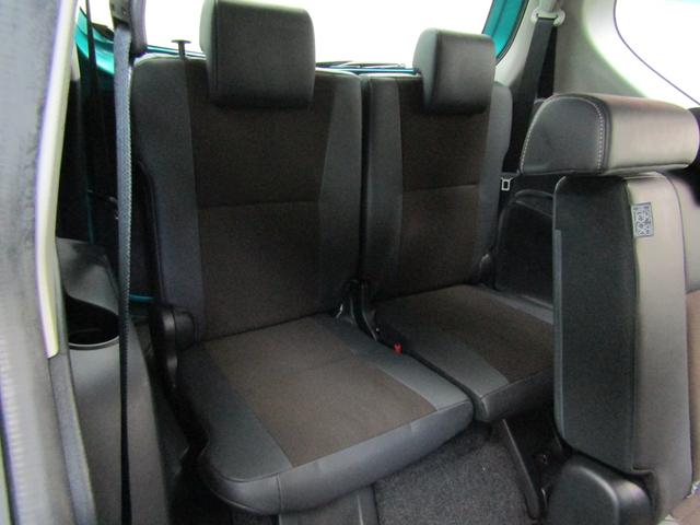 シエンタ Ｇ　クエロ　ワンオーナー　ＴＳＳ　ＳＤナビ　ＣＤ　ＤＶＤ　フルセグ　Ｂｌｕｅｔｏｏｔｈ　ビルトインＥＴＣ　Ａモニター　両側電動ドア　オートリトラ　オートライト　ＬＥＤヘッド　フォグ　ハーフレザー　シートヒーター（10枚目）