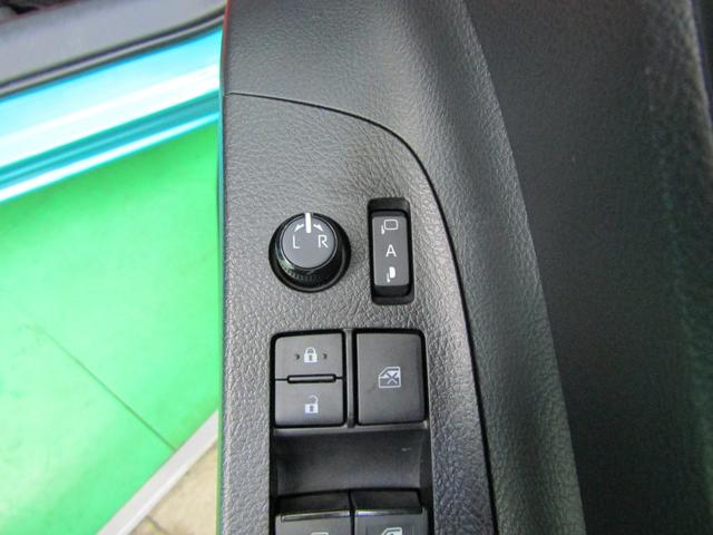 シエンタ Ｇ　クエロ　ワンオーナー　ＴＳＳ　ＳＤナビ　ＣＤ　ＤＶＤ　フルセグ　Ｂｌｕｅｔｏｏｔｈ　ビルトインＥＴＣ　Ａモニター　両側電動ドア　オートリトラ　オートライト　ＬＥＤヘッド　フォグ　ハーフレザー　シートヒーター（35枚目）