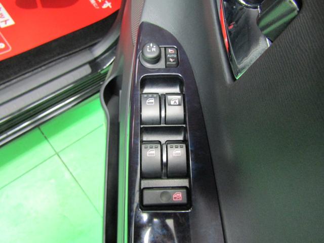 タント カスタムＲＳ　トップエディションＶＳ　ＳＡＩＩＩ　ＳＤナビ　ＣＤ　ＤＶＤ　フルセグ　Ｂｌｕｅｔｏｏｔｈ　Ａモニター　ドラレコ　両側電動ドア　スマートキー　Ｐスタート　Ｓアラーム　オートライト　ＬＥＤヘッド　フォグ　ハーフレザー　シートヒーター　ＡＢＳ（31枚目）