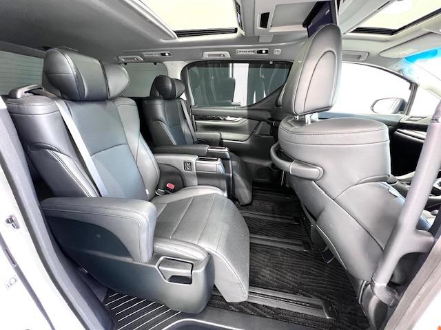 アルファード ２．５Ｓ　Ｃパッケージ　ＭＯＤＥＬＬＩＳＴＡエアロ・イルミ・マフラー　メーカーナビ　ＪＢＬ　リヤエンター　ＢＳＭ　デジタルミラー　サンルーフ　全方位モニター　ＵＳＢ・ＨＤＭＩ　ＡＣ１００Ｖ　３眼ＬＥＤヘッドライト　１オーナー（5枚目）