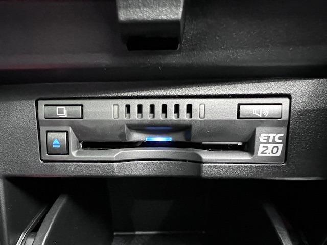 アルファード ２．５Ｓ　Ｃパッケージ　ＭＯＤＥＬＬＩＳＴＡエアロ・イルミ・マフラー　メーカーナビ　ＪＢＬ　リヤエンター　ＢＳＭ　デジタルミラー　サンルーフ　全方位モニター　ＵＳＢ・ＨＤＭＩ　ＡＣ１００Ｖ　３眼ＬＥＤヘッドライト　１オーナー（17枚目）