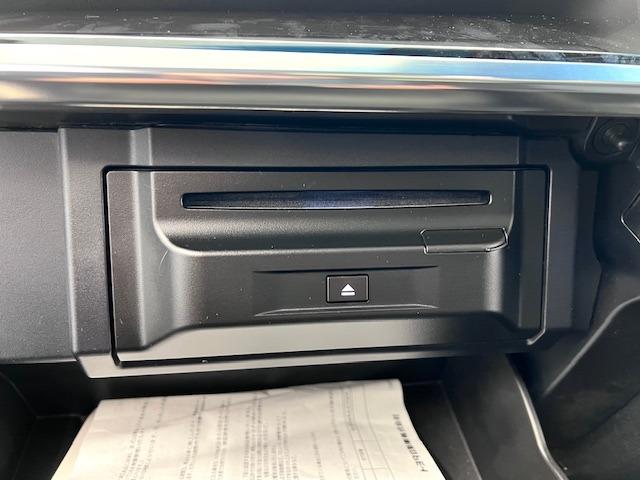 アルファード ２．５Ｓ　Ｃパッケージ　ＭＯＤＥＬＬＩＳＴＡエアロ・イルミ・マフラー　メーカーナビ　ＪＢＬ　リヤエンター　ＢＳＭ　デジタルミラー　サンルーフ　全方位モニター　ＵＳＢ・ＨＤＭＩ　ＡＣ１００Ｖ　３眼ＬＥＤヘッドライト　１オーナー（18枚目）