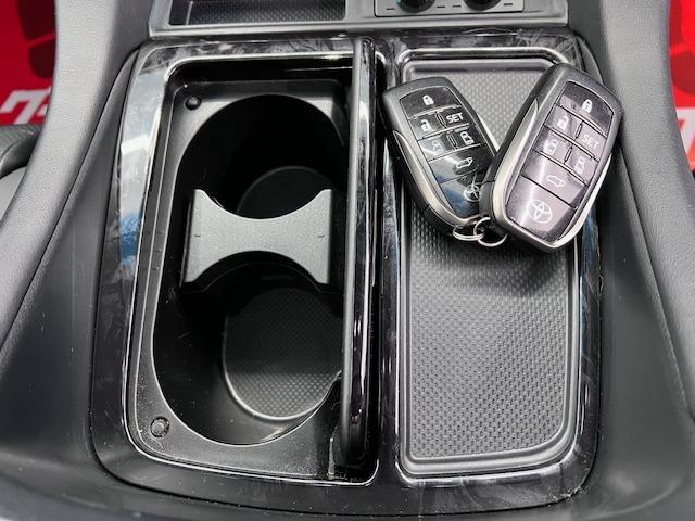 アルファード ２．５Ｓ　Ｃパッケージ　ＭＯＤＥＬＬＩＳＴＡエアロ・イルミ・マフラー　メーカーナビ　ＪＢＬ　リヤエンター　ＢＳＭ　デジタルミラー　サンルーフ　全方位モニター　ＵＳＢ・ＨＤＭＩ　ＡＣ１００Ｖ　３眼ＬＥＤヘッドライト　１オーナー（33枚目）