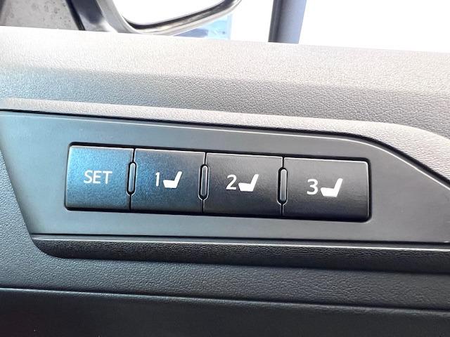 アルファード ２．５Ｓ　Ｃパッケージ　ＭＯＤＥＬＬＩＳＴＡエアロ・イルミ・マフラー　メーカーナビ　ＪＢＬ　リヤエンター　ＢＳＭ　デジタルミラー　サンルーフ　全方位モニター　ＵＳＢ・ＨＤＭＩ　ＡＣ１００Ｖ　３眼ＬＥＤヘッドライト　１オーナー（37枚目）