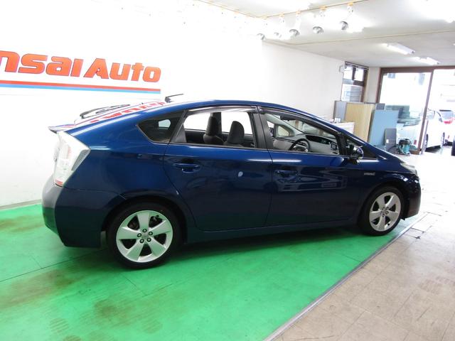 プリウス Ｓツーリングセレクション　ＨＤＤナビ　ＣＤ　ＤＶＤ　フルセグ　Ｂｌｕｅｔｏｏｔｈ　ビルトインＥＴＣ　ドラレコ　バックカメラ　ヘッドウォッシャー　スマートキー　Ｐスタート　オートライト　ＨＩＤ　フォグ　シートリフター　１７アルミ（62枚目）