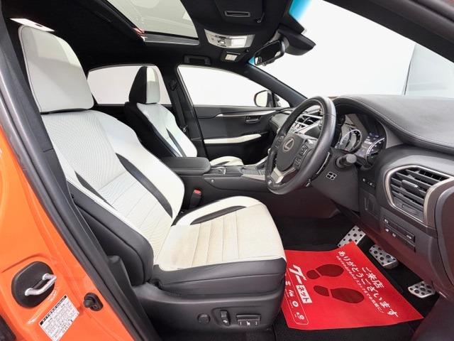 ＮＸ ＮＸ３００　Ｆスポーツ　ＴＲＤエアロ・マフラー　白革　サンルーフ　ＥＴＣ２．０　バック・サイドカメラ　ＨＵＤ　パワーバックドア　シートヒーター・クーラー　純正フロアマット　前後ドライブレコーダー　ワンオーナー（4枚目）