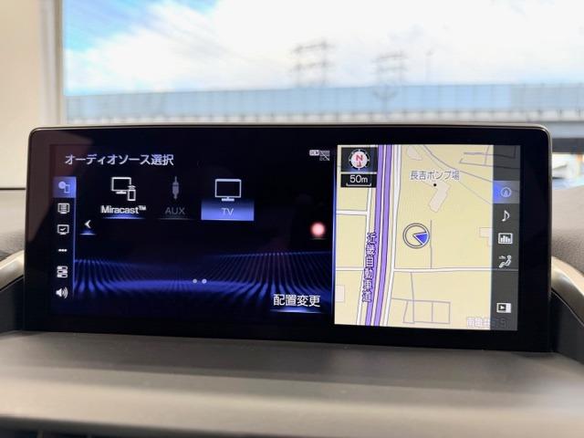 ＮＸ ＮＸ３００　Ｆスポーツ　ＴＲＤエアロ・マフラー　白革　サンルーフ　ＥＴＣ２．０　バック・サイドカメラ　ＨＵＤ　パワーバックドア　シートヒーター・クーラー　純正フロアマット　前後ドライブレコーダー　ワンオーナー（10枚目）