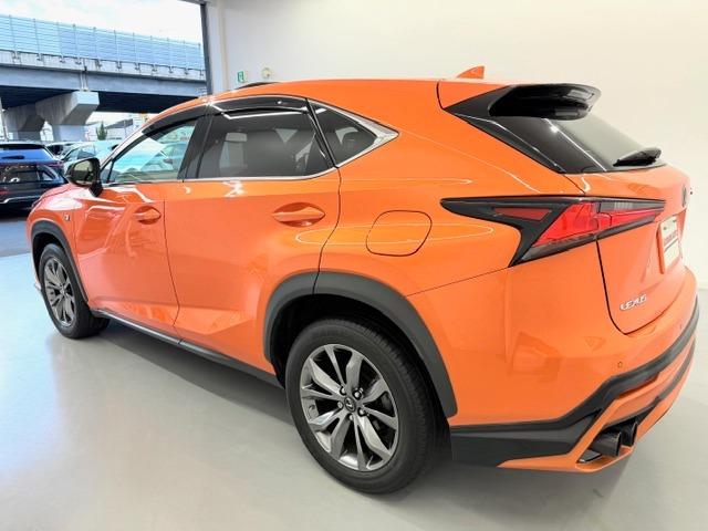 ＮＸ ＮＸ３００　Ｆスポーツ　ＴＲＤエアロ・マフラー　白革　サンルーフ　ＥＴＣ２．０　バック・サイドカメラ　ＨＵＤ　パワーバックドア　シートヒーター・クーラー　純正フロアマット　前後ドライブレコーダー　ワンオーナー（49枚目）