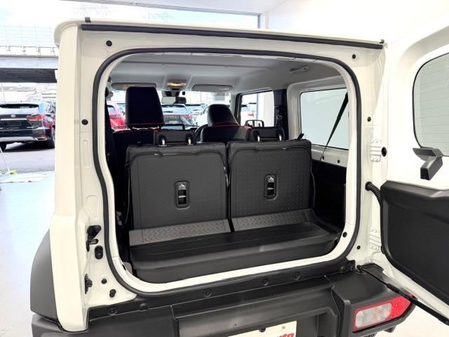 ジムニーシエラ ＪＣ　パイオニア９型ナビ　バックモニター　ＥＴＣ２．０　ＨＤＭＩ　パイオニアトゥイーター　純正フロアマット　シートカバー　シートヒーター　リヤパーキングセンサー　ＬＥＤヘッドライト　衝突軽減ブレーキ（6枚目）