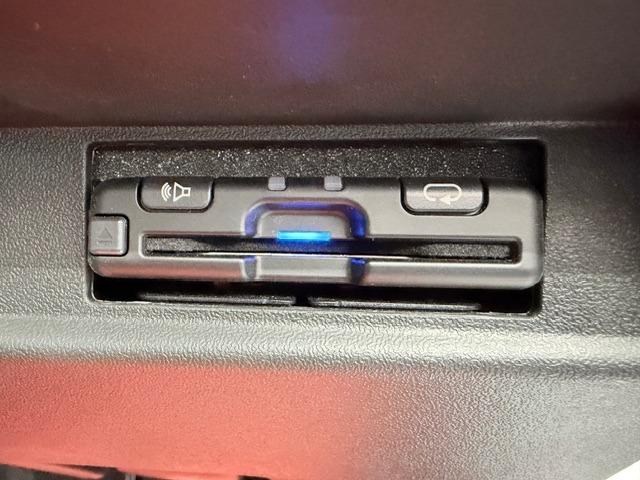 ジムニーシエラ ＪＣ　パイオニア９型ナビ　バックモニター　ＥＴＣ２．０　ＨＤＭＩ　パイオニアトゥイーター　純正フロアマット　シートカバー　シートヒーター　リヤパーキングセンサー　ＬＥＤヘッドライト　衝突軽減ブレーキ（11枚目）