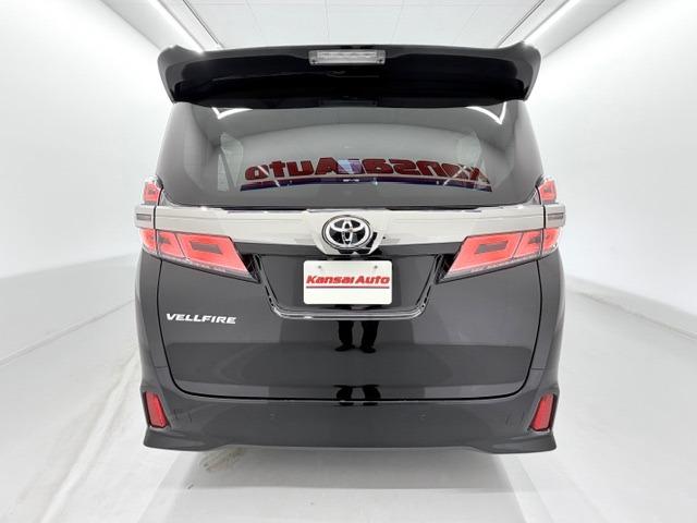 ヴェルファイア ２．５Ｚ　Ｇエディション　純正ナビ　後席モニター　デジタルミラー　ＢＳＭ　ＥＴＣ２．０　ＴＶ　ＣＤ・ＤＶＤ　Ｃａｒｐｌａｙ　ＭＯＤＥＬＬＩＳＴＡフロントエアロ・シグネチャーイルミ・グリルカバー　純正フロアマット・ドアバイザー（3枚目）