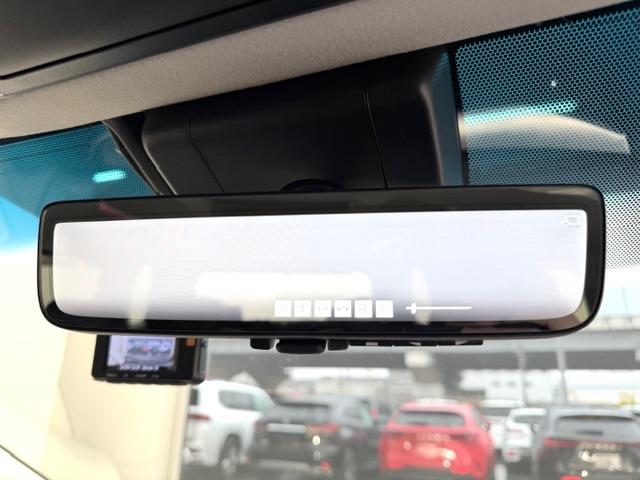 ヴェルファイア ２．５Ｚ　Ｇエディション　純正ナビ　後席モニター　デジタルミラー　ＢＳＭ　ＥＴＣ２．０　ＴＶ　ＣＤ・ＤＶＤ　Ｃａｒｐｌａｙ　ＭＯＤＥＬＬＩＳＴＡフロントエアロ・シグネチャーイルミ・グリルカバー　純正フロアマット・ドアバイザー（14枚目）