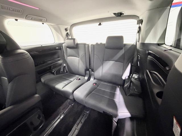 ヴェルファイア ２．５Ｚ　Ｇエディション　純正ナビ　後席モニター　デジタルミラー　ＢＳＭ　ＥＴＣ２．０　ＴＶ　ＣＤ・ＤＶＤ　Ｃａｒｐｌａｙ　ＭＯＤＥＬＬＩＳＴＡフロントエアロ・シグネチャーイルミ・グリルカバー　純正フロアマット・ドアバイザー（41枚目）