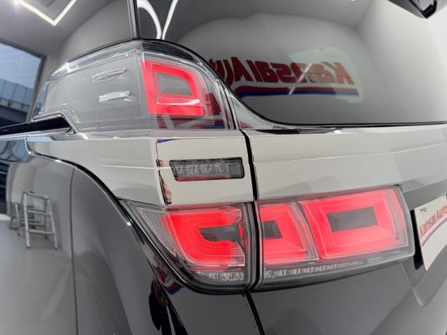 ヴェルファイア ２．５Ｚ　Ｇエディション　純正ナビ　後席モニター　デジタルミラー　ＢＳＭ　ＥＴＣ２．０　ＴＶ　ＣＤ・ＤＶＤ　Ｃａｒｐｌａｙ　ＭＯＤＥＬＬＩＳＴＡフロントエアロ・シグネチャーイルミ・グリルカバー　純正フロアマット・ドアバイザー（63枚目）
