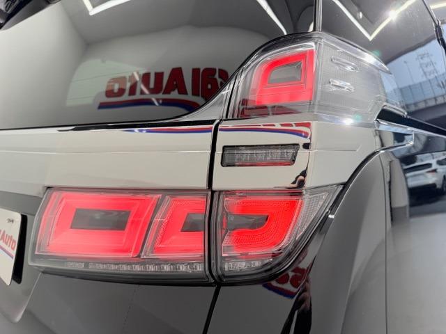 ヴェルファイア ２．５Ｚ　Ｇエディション　純正ナビ　後席モニター　デジタルミラー　ＢＳＭ　ＥＴＣ２．０　ＴＶ　ＣＤ・ＤＶＤ　Ｃａｒｐｌａｙ　ＭＯＤＥＬＬＩＳＴＡフロントエアロ・シグネチャーイルミ・グリルカバー　純正フロアマット・ドアバイザー（64枚目）
