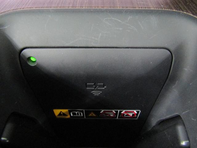 クラウン Ｚ　１オーナー　ＴＳＳ　モデエアロ　ＨＵＤ　純正ナビ　フルセグ　バックカメラ　ＥＴＣ２．０　レザーシート　Ｐシート　エアシート　シートヒーター　ＬＥＤヘッド　フォグ　Ｂフォグ　オートハイビーム　２０アルミ（19枚目）