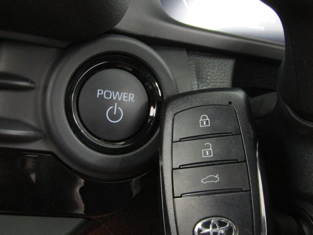 クラウン Ｚ　１オーナー　ＴＳＳ　モデエアロ　ＨＵＤ　純正ナビ　フルセグ　バックカメラ　ＥＴＣ２．０　レザーシート　Ｐシート　エアシート　シートヒーター　ＬＥＤヘッド　フォグ　Ｂフォグ　オートハイビーム　２０アルミ（25枚目）