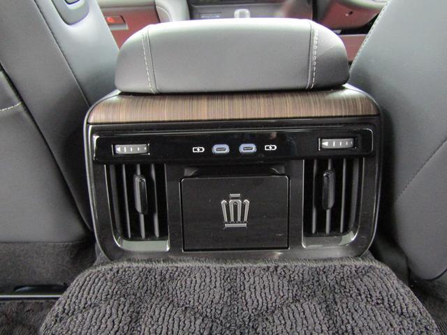 クラウン Ｚ　１オーナー　ＴＳＳ　モデエアロ　ＨＵＤ　純正ナビ　フルセグ　バックカメラ　ＥＴＣ２．０　レザーシート　Ｐシート　エアシート　シートヒーター　ＬＥＤヘッド　フォグ　Ｂフォグ　オートハイビーム　２０アルミ（50枚目）