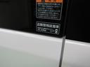 指定整備工場とは、運輸局の車検場と同じ検査ラインを自社工場に持ち、車検の際に車両を運輸局に持ち込む必要がありません。自社で全ての車両整備・調整が可能のため、素早い車検が可能になります。