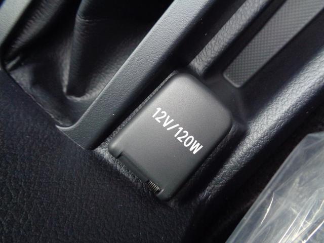 カローラフィールダー ハイブリッド　ＥＸ　登録済未使用車／ＴｏｙｏｔａＳａｆｅｔｙＳｅｎｓｅ／オートライト／オートハイビーム／スペアタイヤ／プッシュスタート／充電用ＵＳＢ端子Ｔｙｅｐ－Ｃ／ｎａｎｏｅＸ／プリクラッシュセーフティ／ＬＤＡ（38枚目）