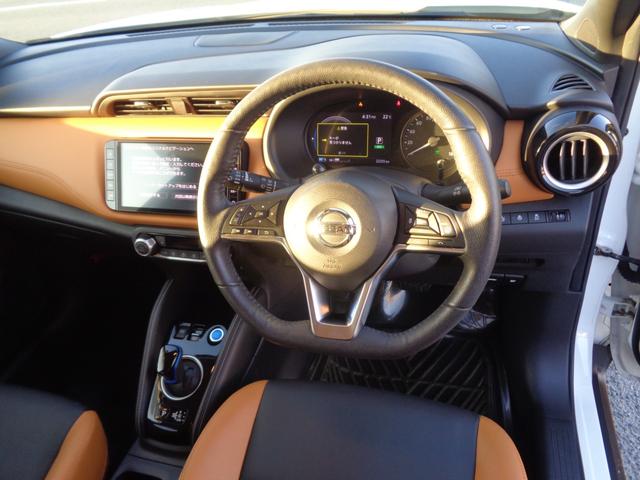 キックス Ｘ　ツートーンインテリアエディション　１年走行距離無制限保証付／アラウンドビューモニター／プロパイロット／ＥＴＣ／純正ナビ／ＴＶ／ナビ連動前後ドライブレコーダー／ハンドルヒーター／前席シートヒーター／１７ＡＷ／インテリジェントルームミラー（46枚目）