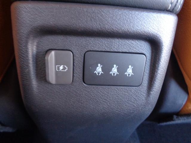 キックス Ｘ　ツートーンインテリアエディション　１年走行距離無制限保証付／アラウンドビューモニター／プロパイロット／ＥＴＣ／純正ナビ／ＴＶ／ナビ連動前後ドライブレコーダー／ハンドルヒーター／前席シートヒーター／１７ＡＷ／インテリジェントルームミラー（63枚目）