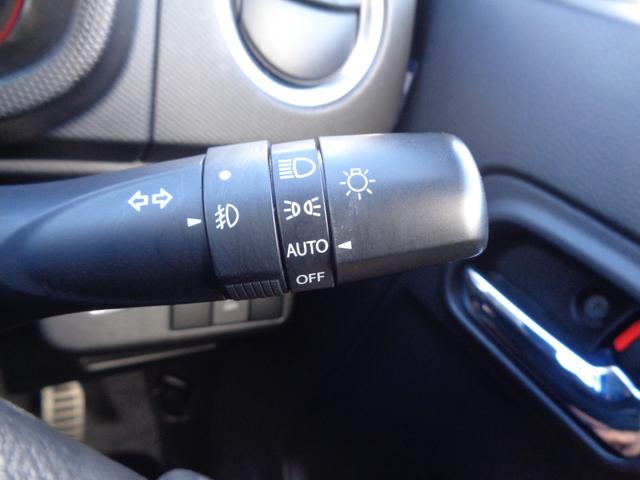 オートライト／フロントフォグライト