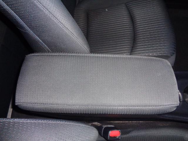 プリウス Ｓセーフティプラス　１年走行距離無制限保証付／ＥＴＣ／ナビ／ＴＶ／バックモニター／ヘッドアップディスプレイ／オートライト／フロントフォグライト／プッシュスタート／スペアタイヤ／１５ＡＷ／インテリジェントパーキングアシスト（46枚目）