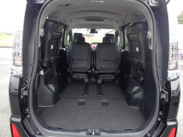 ヴォクシー ZS 煌II 1年走行距離無制限保証付/両側パワースライドドア/ナビ/TV/バックモニター/ETC/アイドリングストップ/プッシュスタート/オートハイビーム/純正16AW/オートライト/フロントフォグライト(63枚目)