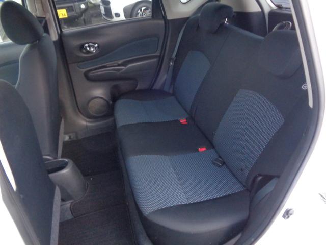 ノート X DIG-S 1年走行距離無制限保証付/ナビ/TV/プッシュスタート/アイドリングストップ/スペアタイヤ/Bluetooth/FM・AMラジオ/ヘッドライトレベライザー/キーレス・スペアキーあり/オートエアコン(42枚目)