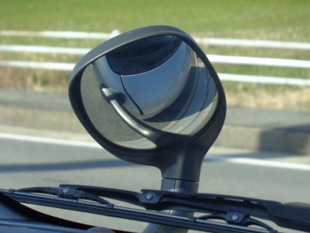 レジアスエースバン ロングスーパーＧＬ　１年走行距離無制限保証付／記録簿あり／ワンオーナー／ナビ／ＴＶ／バックモニター／Ｂｌｕｅｔｏｏｔｈ／ＥＴＣ／後席モニター／リヤヒーター・クーラー／ベットキット／スペアタイヤ／両側スライドドア／１５ＡＷ（36枚目）