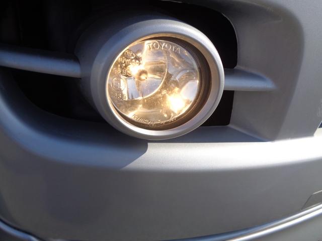 レジアスエースバン ロングスーパーＧＬ　１年走行距離無制限保証付／記録簿あり／ワンオーナー／ナビ／ＴＶ／バックモニター／Ｂｌｕｅｔｏｏｔｈ／ＥＴＣ／後席モニター／リヤヒーター・クーラー／ベットキット／スペアタイヤ／両側スライドドア／１５ＡＷ（40枚目）