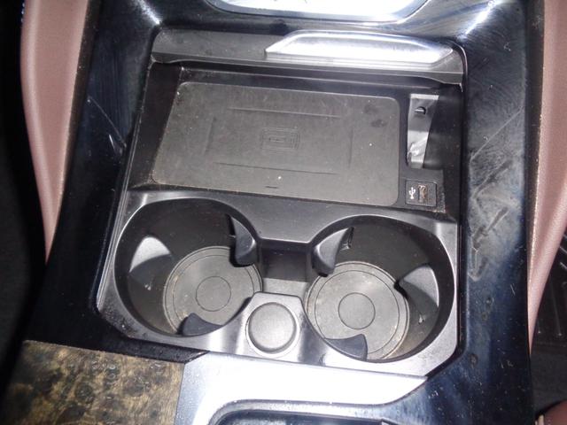 X4 xDrive 20d Mスポーツ ワンオーナー/パノラマガラスサンルーフ/ETC/前後ドライブレコーダー/全方位カメラ/ナビ/TV/置くだけ充電/パワーバックドア/シートヒーター/パワーシート/純正19AW/ヘッドアップディスプレイ(26枚目)