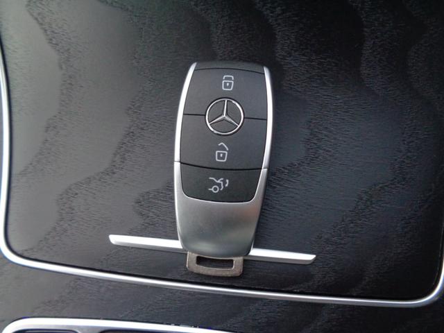 Ｃクラス Ｃ２００アバンギャルド　ＡＭＧライン　ナビ／ＴＶ／Ｂｌｕｅｔｏｏｔｈ／ＦＭ・ＡＭラジオ／バックモニター／純正ドライブレコーダー前方／ＥＴＣ／純正１８ＡＷ／ヘッドアップディスプレイ／リヤフォグライト／オートライト／クルーズコントロール（32枚目）
