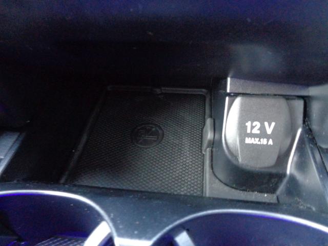 Ｃクラス Ｃ２００アバンギャルド　ＡＭＧライン　ナビ／ＴＶ／Ｂｌｕｅｔｏｏｔｈ／ＦＭ・ＡＭラジオ／バックモニター／純正ドライブレコーダー前方／ＥＴＣ／純正１８ＡＷ／ヘッドアップディスプレイ／リヤフォグライト／オートライト／クルーズコントロール（52枚目）