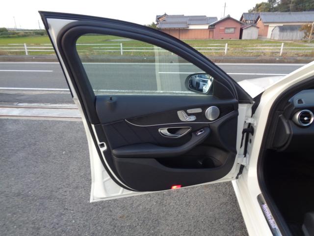 Ｃクラス Ｃ２００アバンギャルド　ＡＭＧライン　ナビ／ＴＶ／Ｂｌｕｅｔｏｏｔｈ／ＦＭ・ＡＭラジオ／バックモニター／純正ドライブレコーダー前方／ＥＴＣ／純正１８ＡＷ／ヘッドアップディスプレイ／リヤフォグライト／オートライト／クルーズコントロール（53枚目）