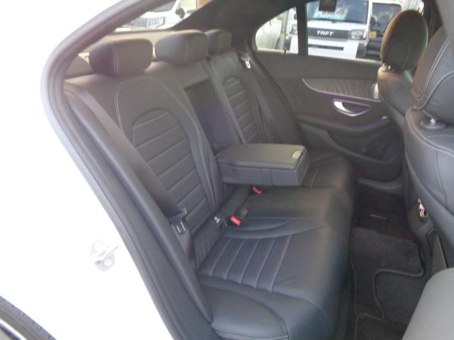 Ｃクラス Ｃ２００アバンギャルド　ＡＭＧライン　ナビ／ＴＶ／Ｂｌｕｅｔｏｏｔｈ／ＦＭ・ＡＭラジオ／バックモニター／純正ドライブレコーダー前方／ＥＴＣ／純正１８ＡＷ／ヘッドアップディスプレイ／リヤフォグライト／オートライト／クルーズコントロール（63枚目）